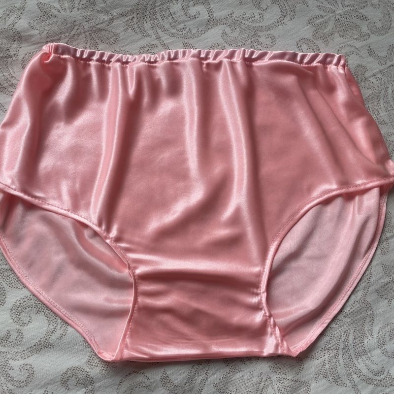 กางเกงชั้นในผ้าไอซ์ซิลค์สีชมพู - Boxer Shorts Modal บทวิจารณ์และราคา